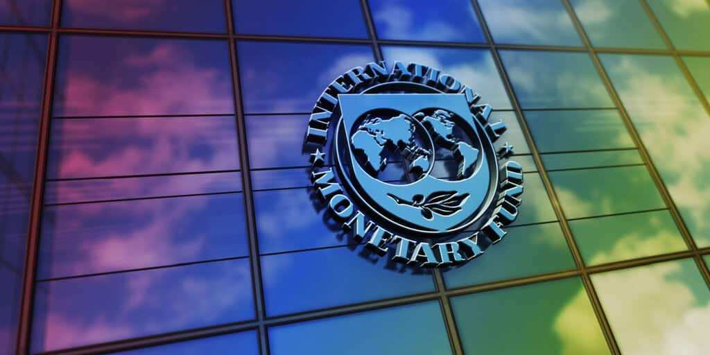 Why the IMF Wants Crypto Miners and AI Centers to Pay More in Electricity Taxes