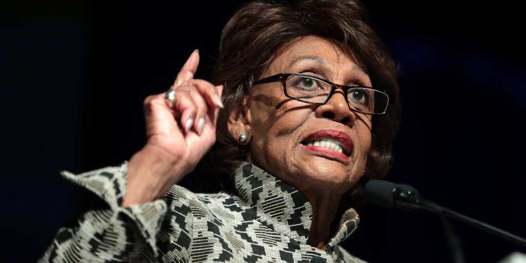 Maxine Waters Slams Trump's Crypto Venture in Explosive DeFi Session